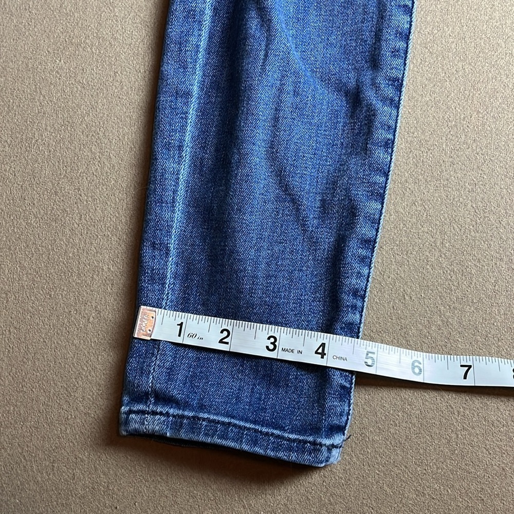7 For All Mankind Distressed Skinny Jeans - 25 - Picture 9 of 13